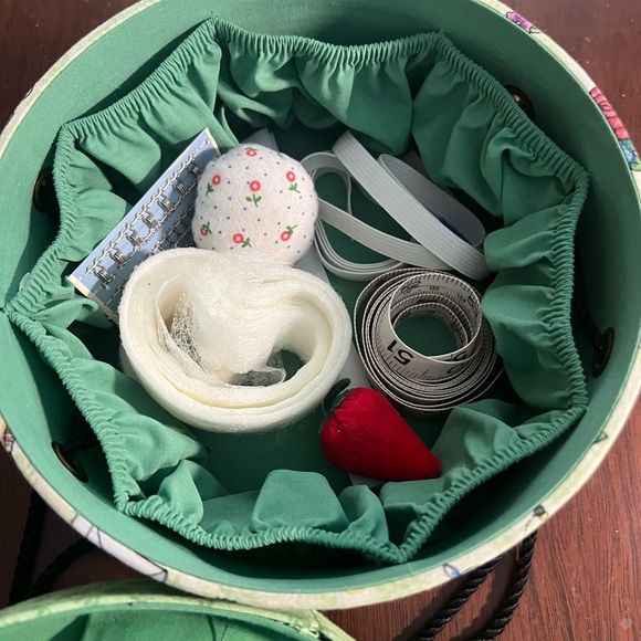 Sewing carry kit - Picture 3 of 5